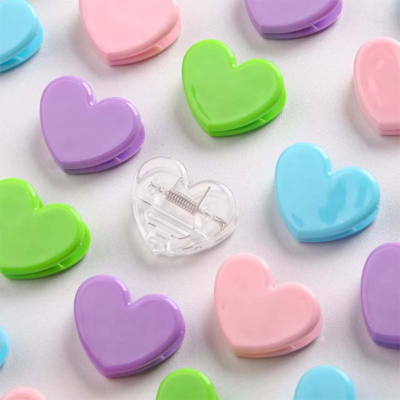 Clip acrylique transparent pour reliure en forme de cœur